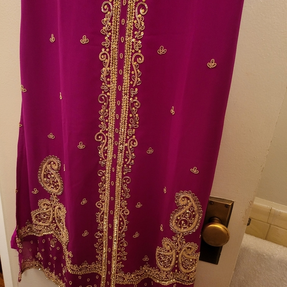 Indian gold embroidered tunic set with tunic, pants and scarf hot pink one size - Picture 8 of 16
